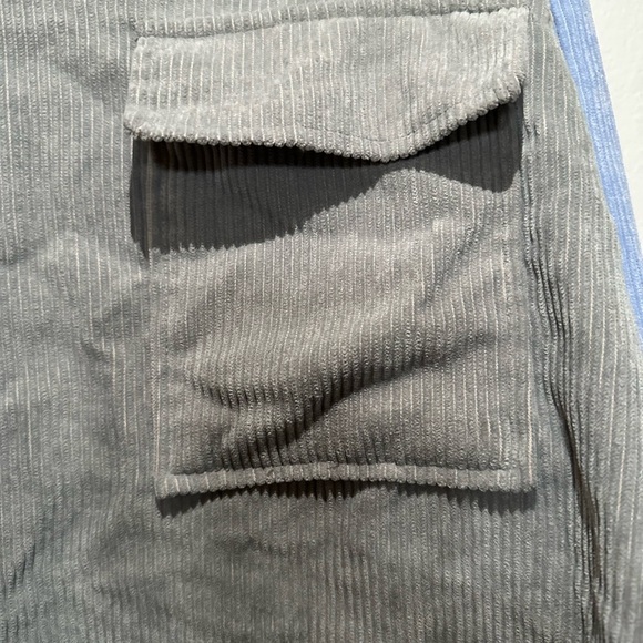 Colorblock Corduroy Button-Up Shirt - Picture 3 of 6